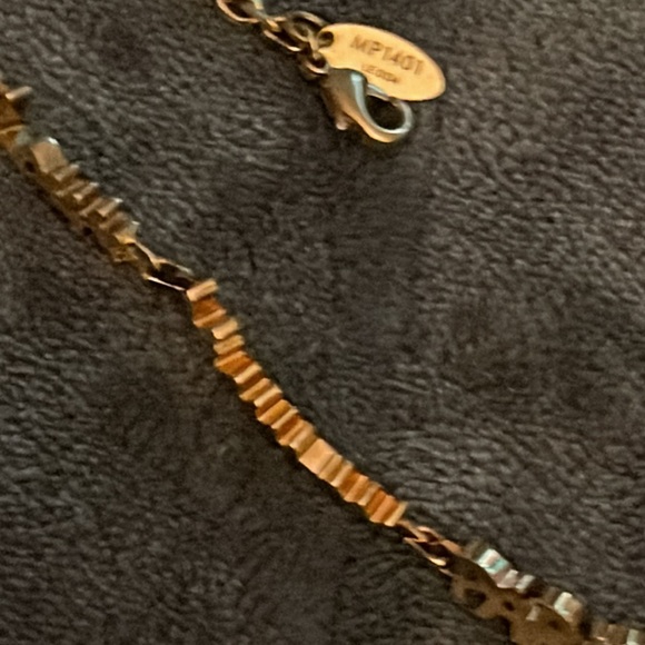 Preloved Louis Vuitton necklace excellent condition size 15,16,17 adjustable - Picture 5 of 7